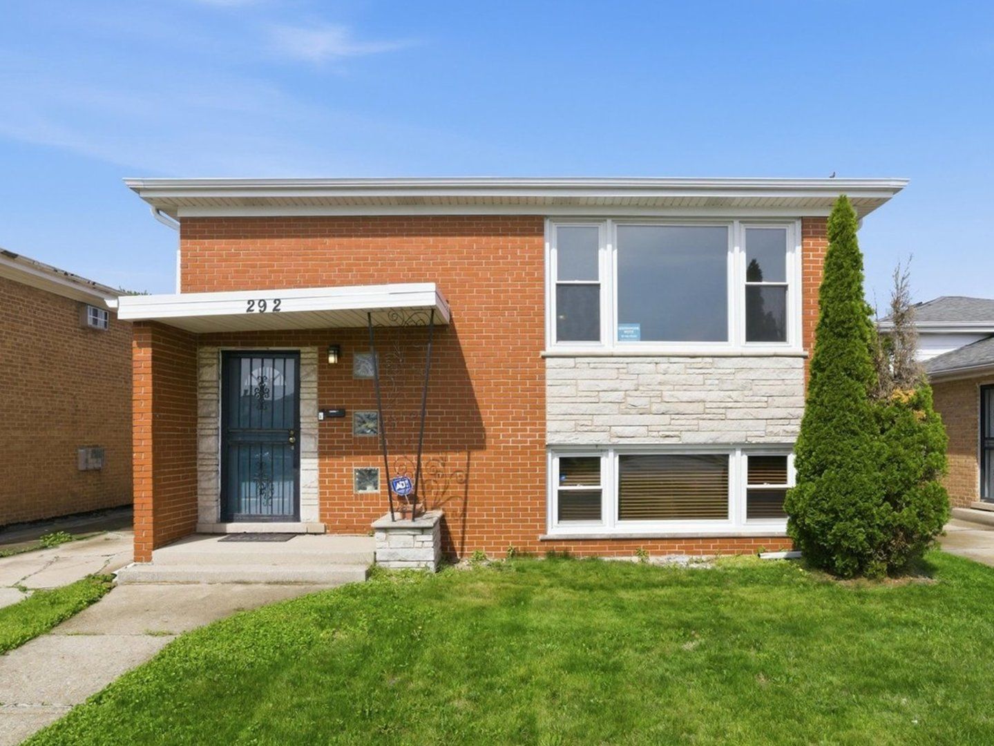 292 Bensley Avenue — Calumet City, IL 60409