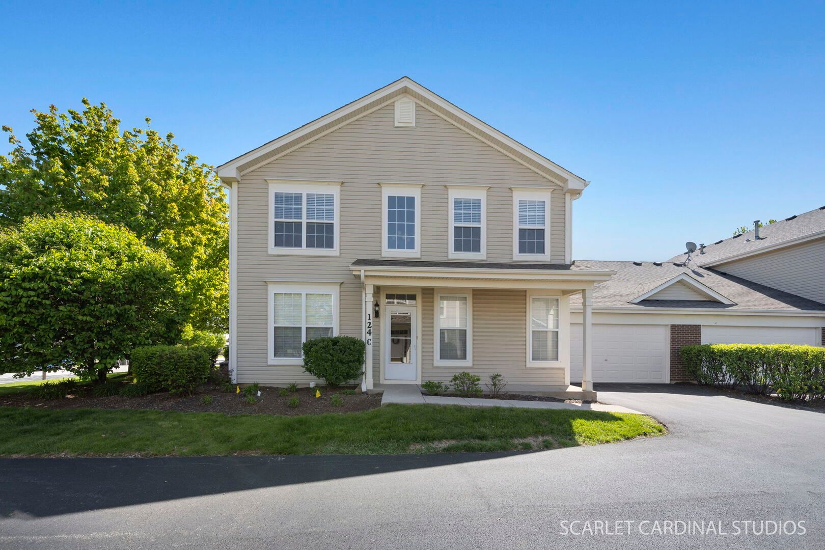 124 W PARK Avenue #C — Sugar Grove, IL 60554