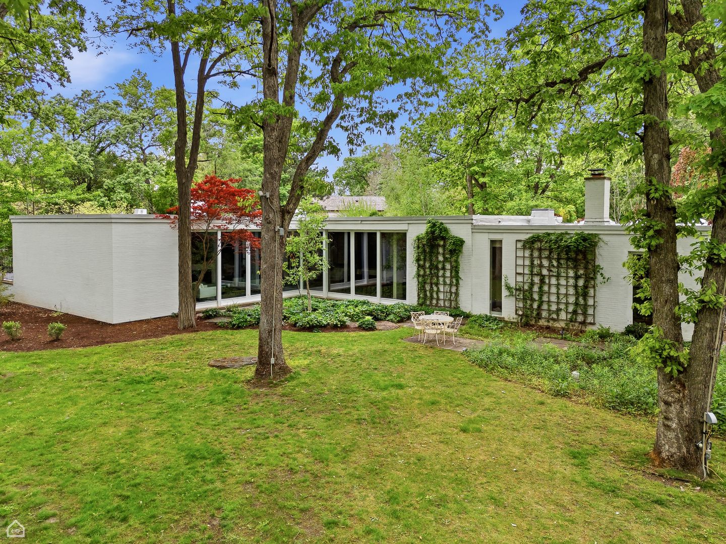 1540 Grant Road — Northbrook, IL 60062