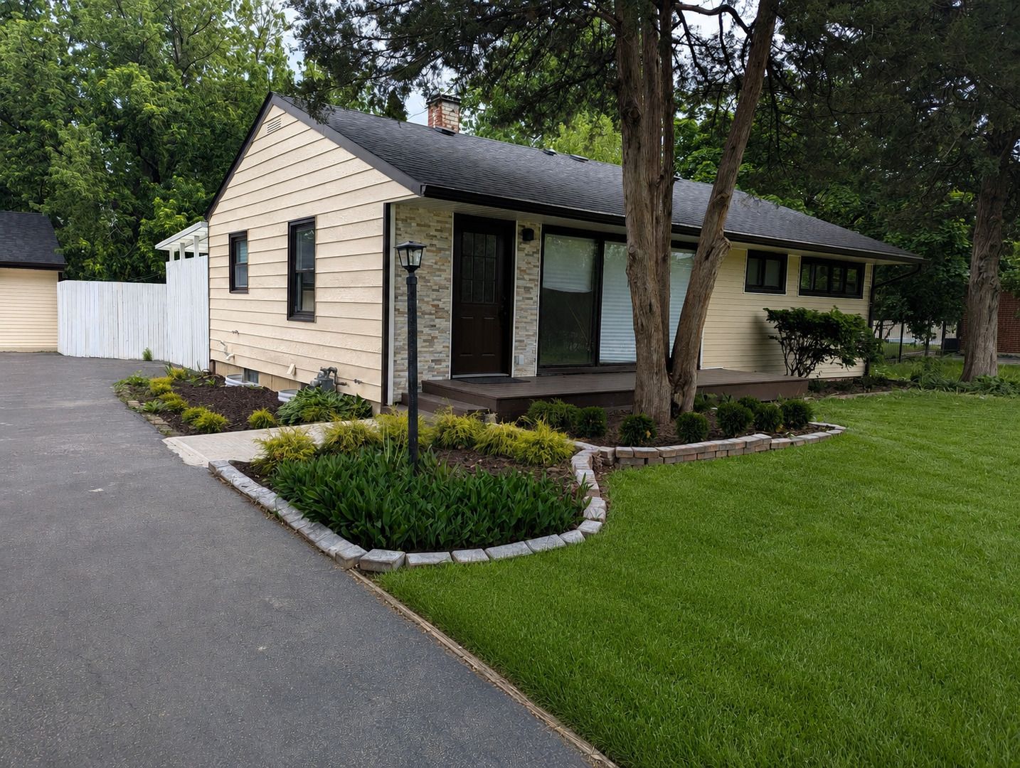 748 73rd Court — Willowbrook, IL 60527