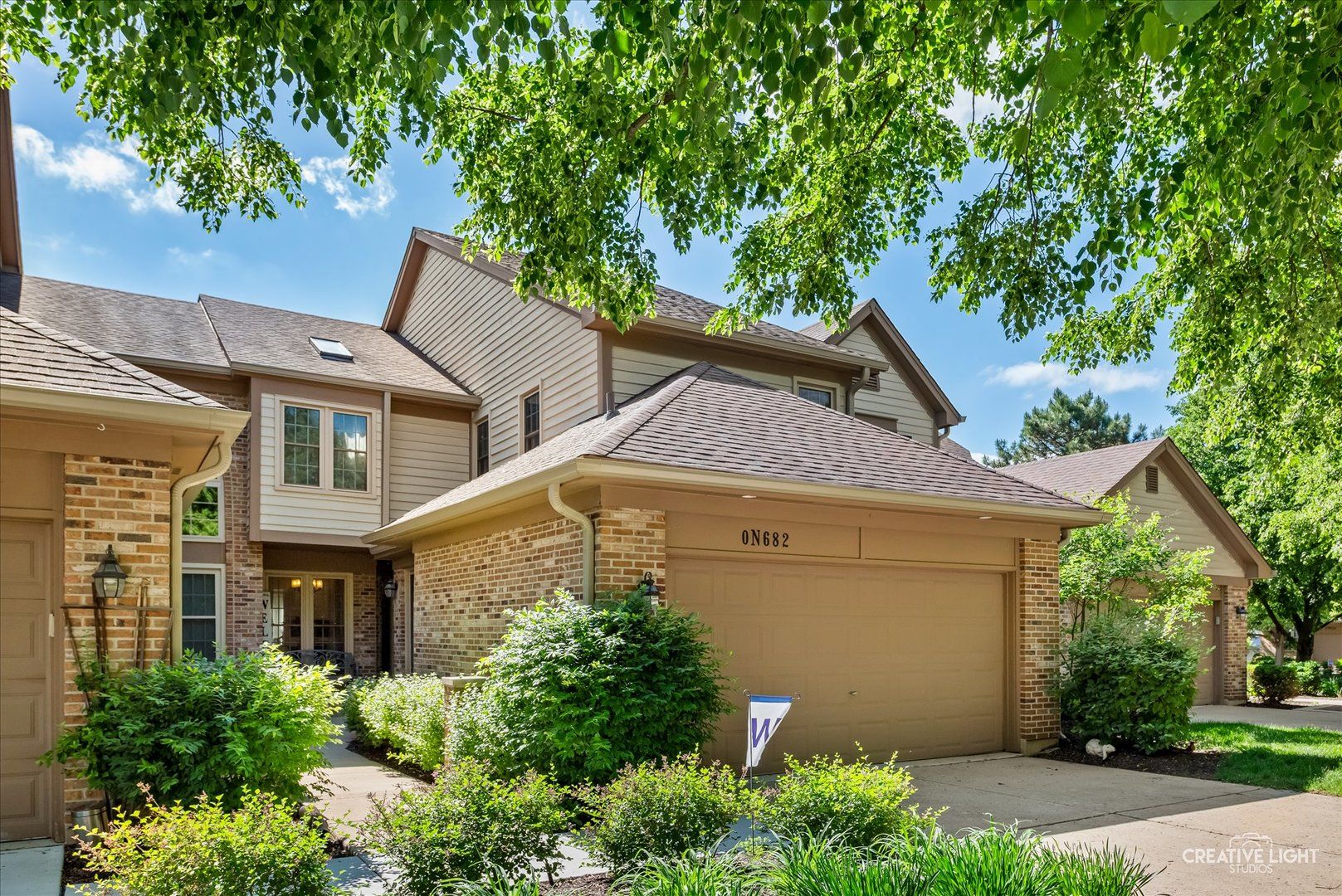 0N682 CHELSEA Circle — Winfield, IL 60190