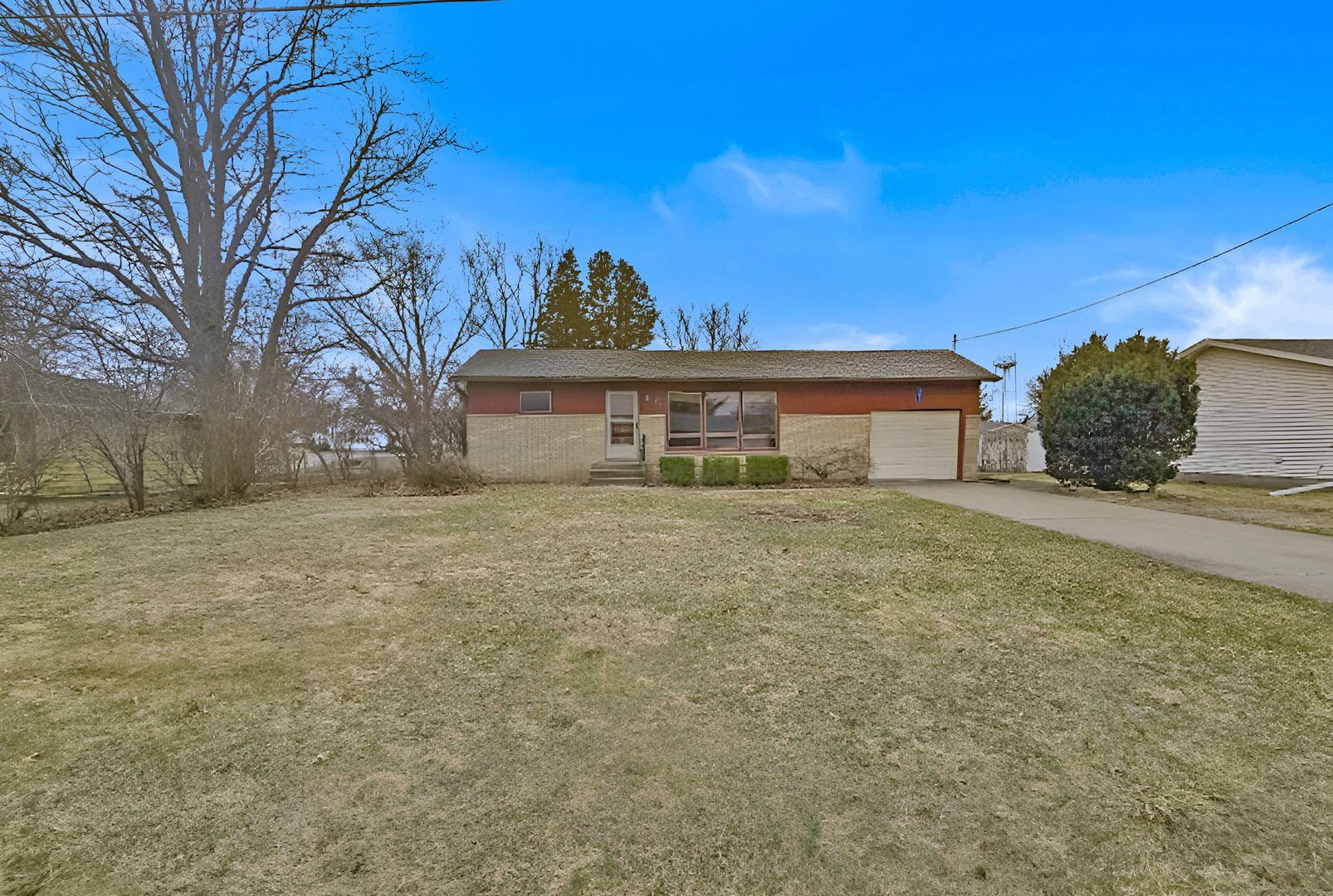 302 GARRETT Street — Sherrard, IL 61281