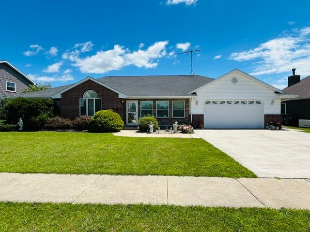 315 Coaler Drive — Coal City, IL 60416