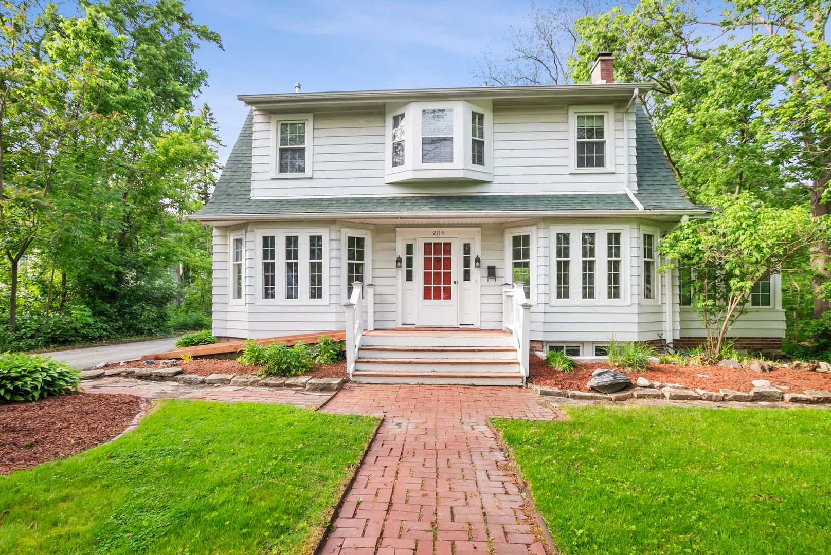 2114 Cedar Road — Homewood, IL 60430