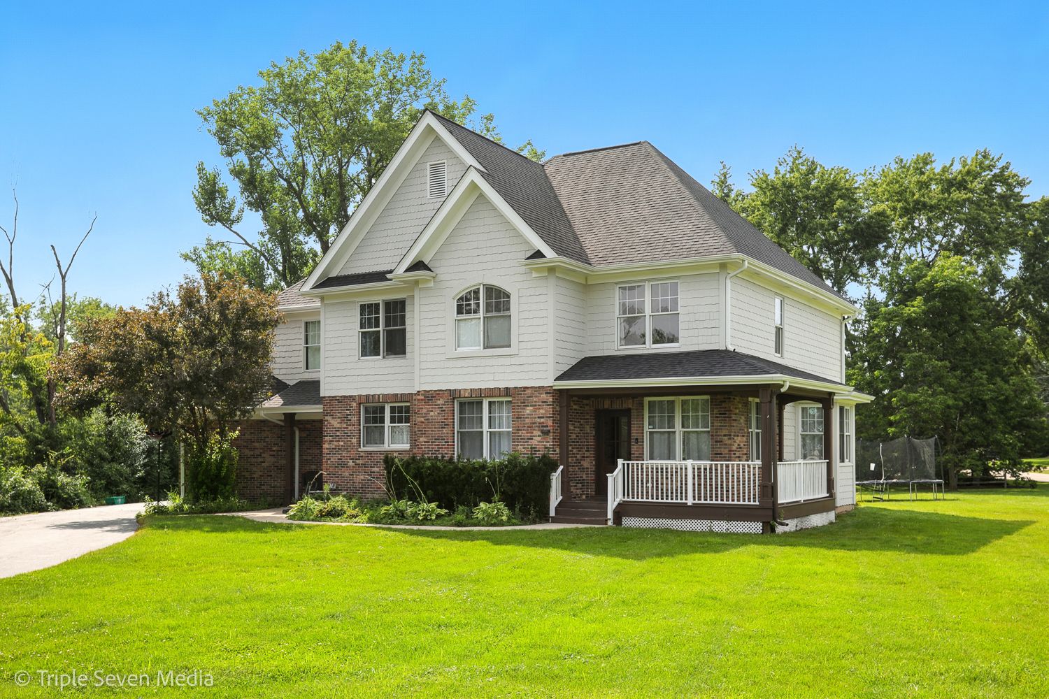 7350 Forest Hill Road — Burr Ridge, IL 60527