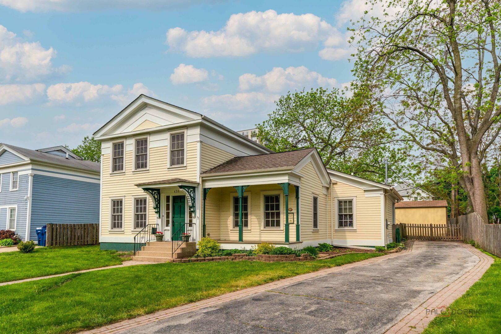 430 N Sheridan Road — Waukegan, IL 60085