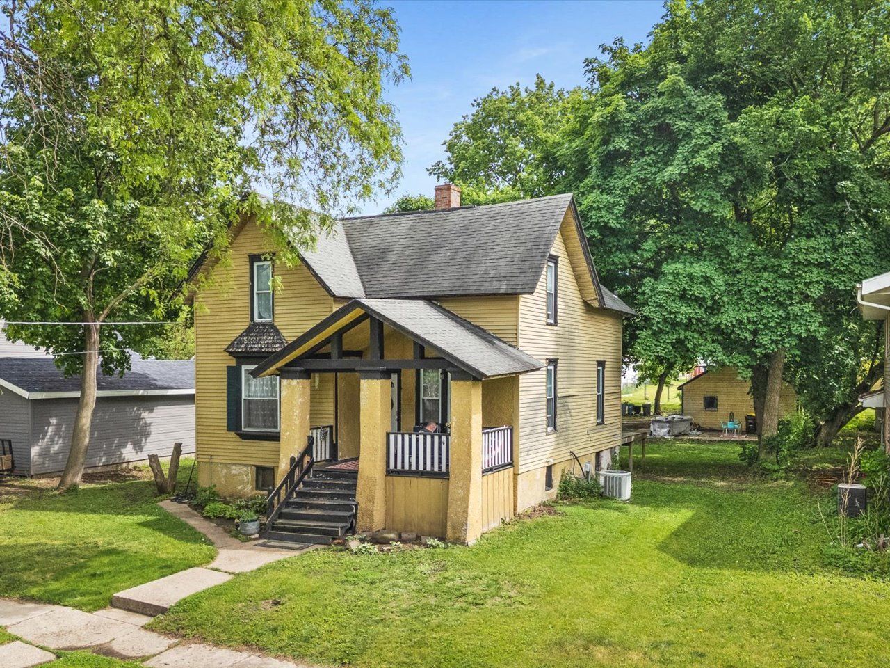 1509 Jackson Street — Rockford, IL 61107