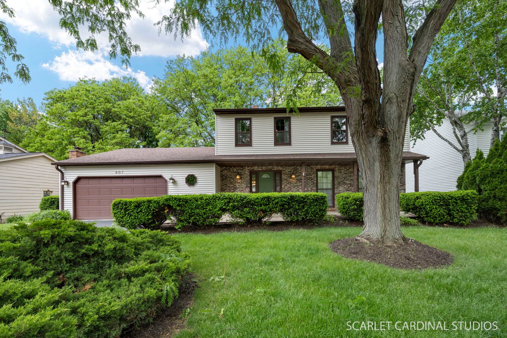 907 Secretariat Drive — Naperville, IL 60540