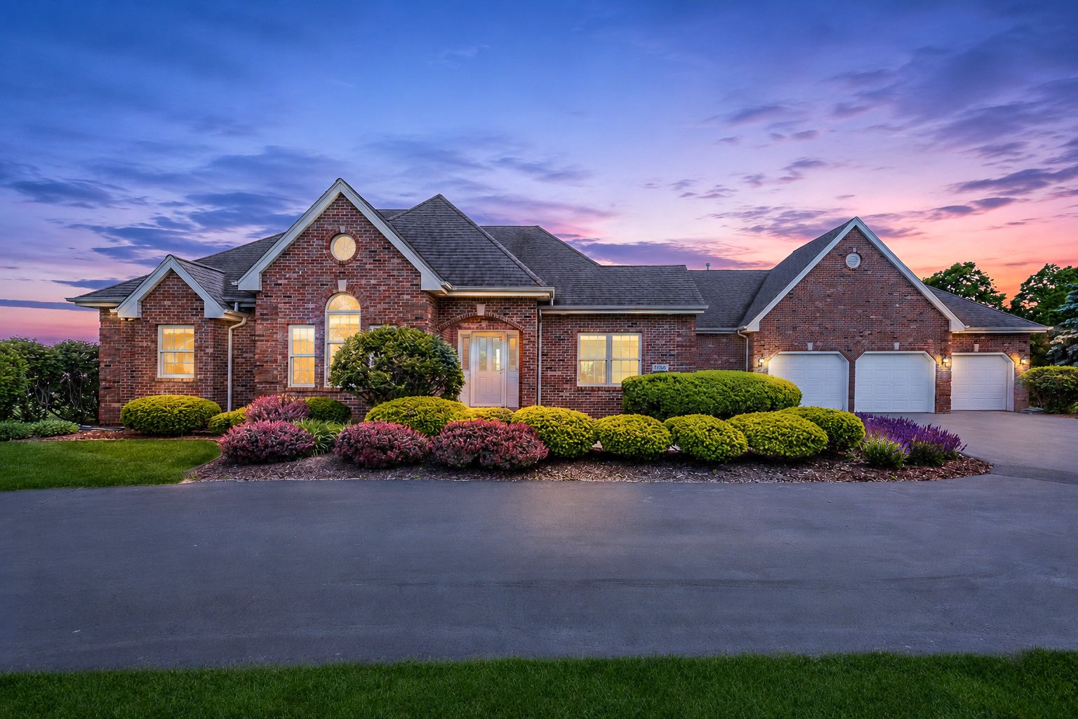6509 W Lakeway Drive — Monee, IL 60449