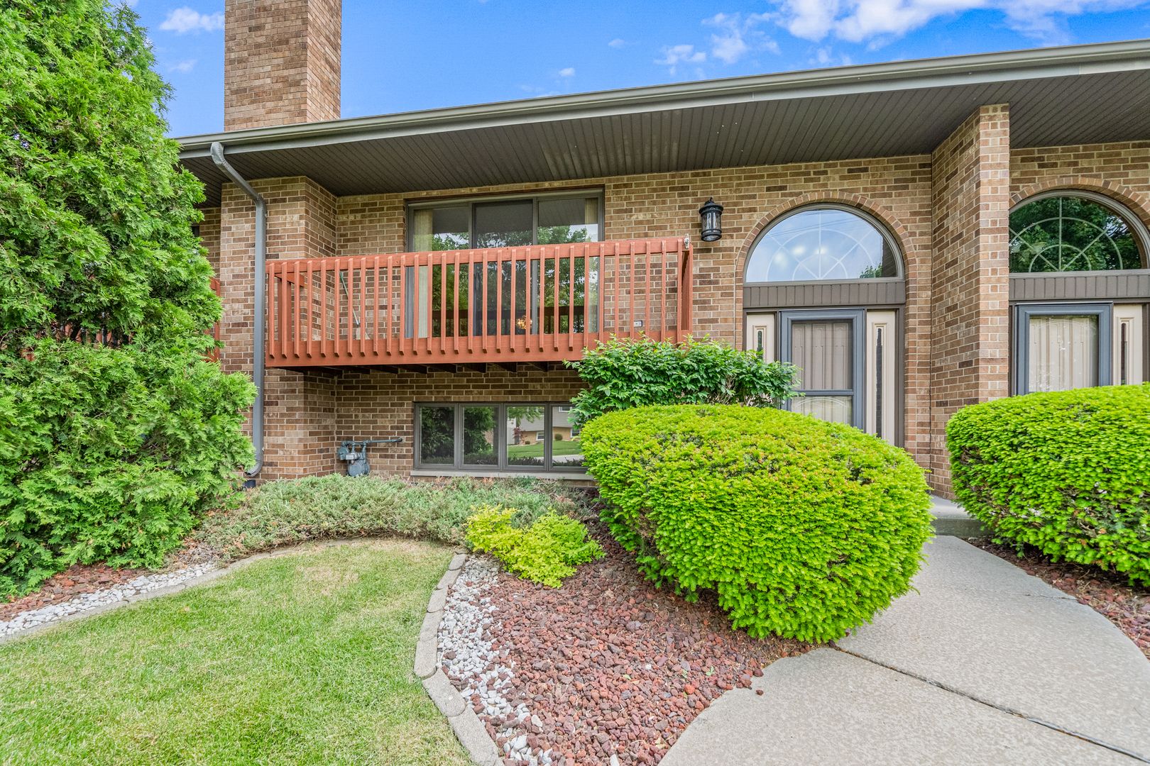 1109 Warner Avenue — Lemont, IL 60439
