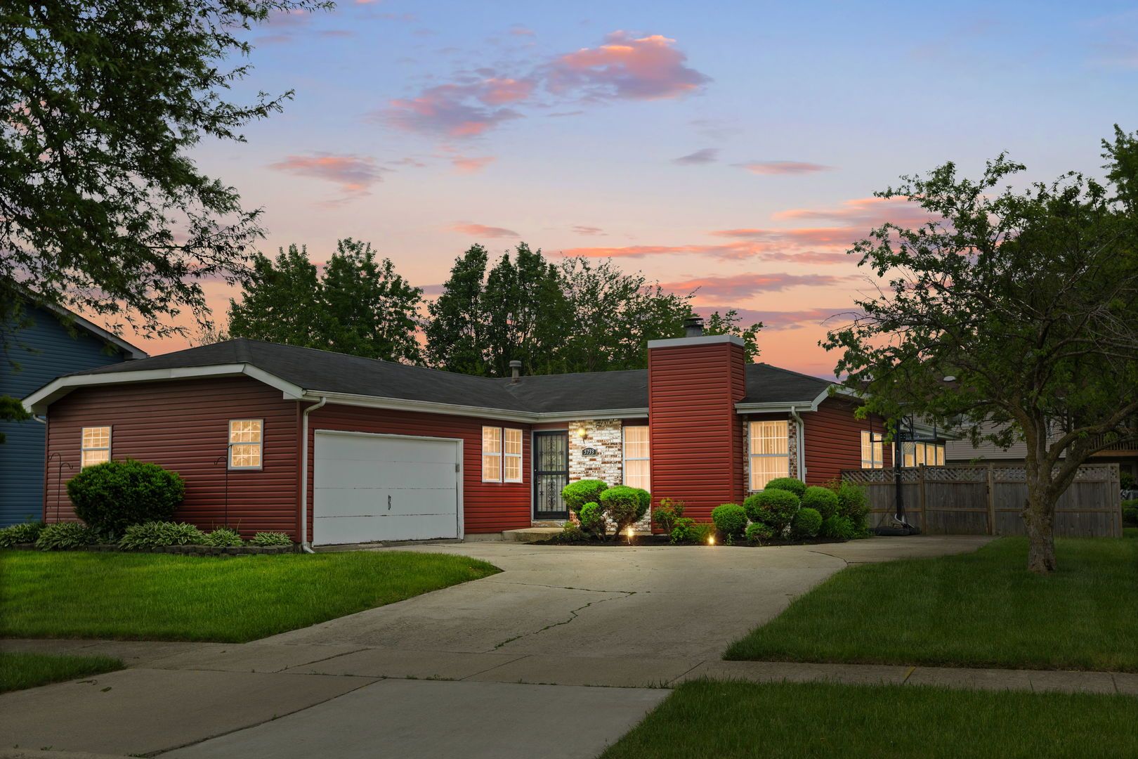 5733 Woodgate Drive — Matteson, IL 60443