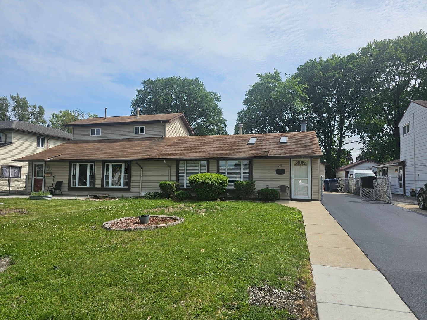 4039 W 90th Place — Hometown, IL 60456