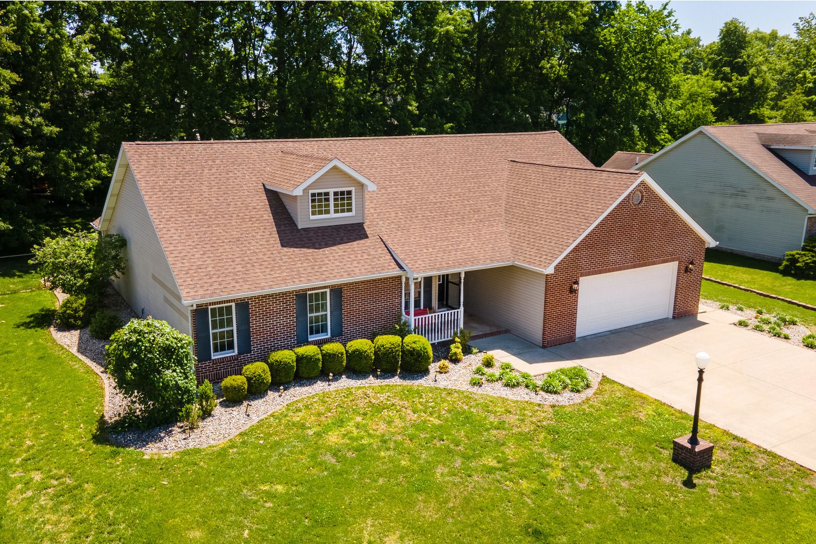 200 Breeze — Carterville, IL 62918