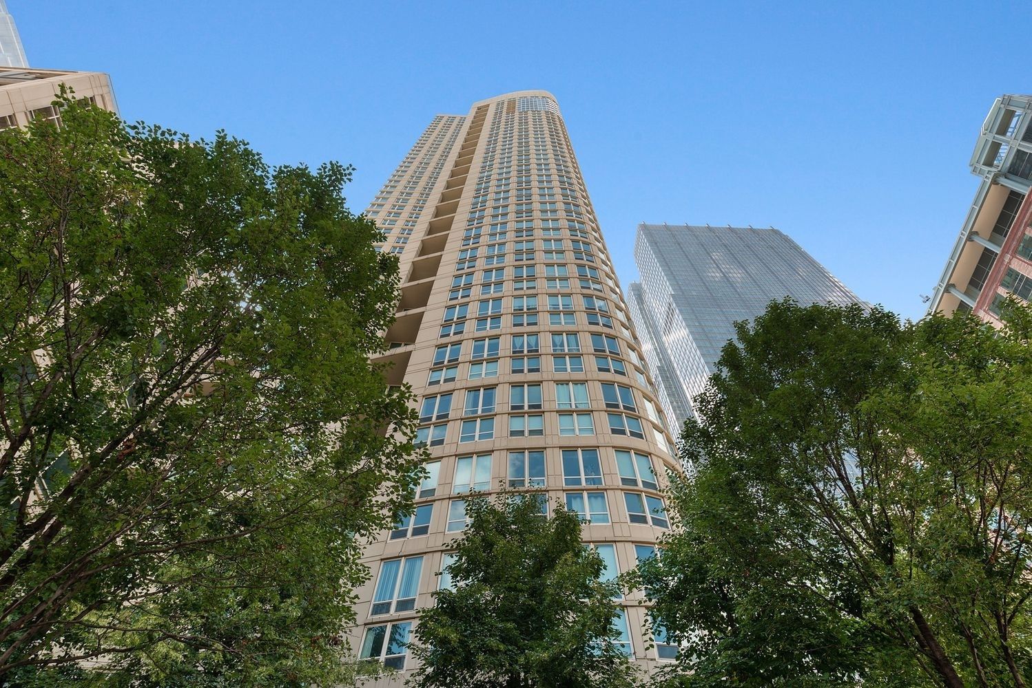 345 N LASALLE Street #1505 — Chicago, IL 60654