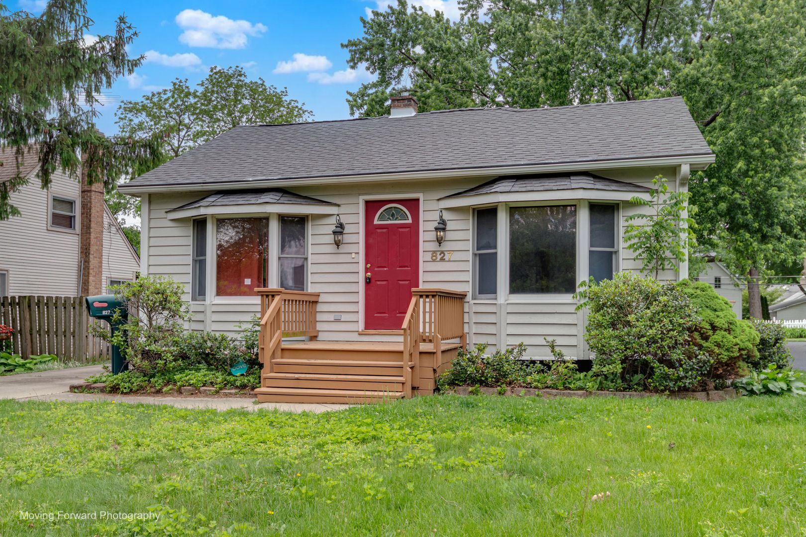 827 N Loomis Street — Naperville, IL 60563