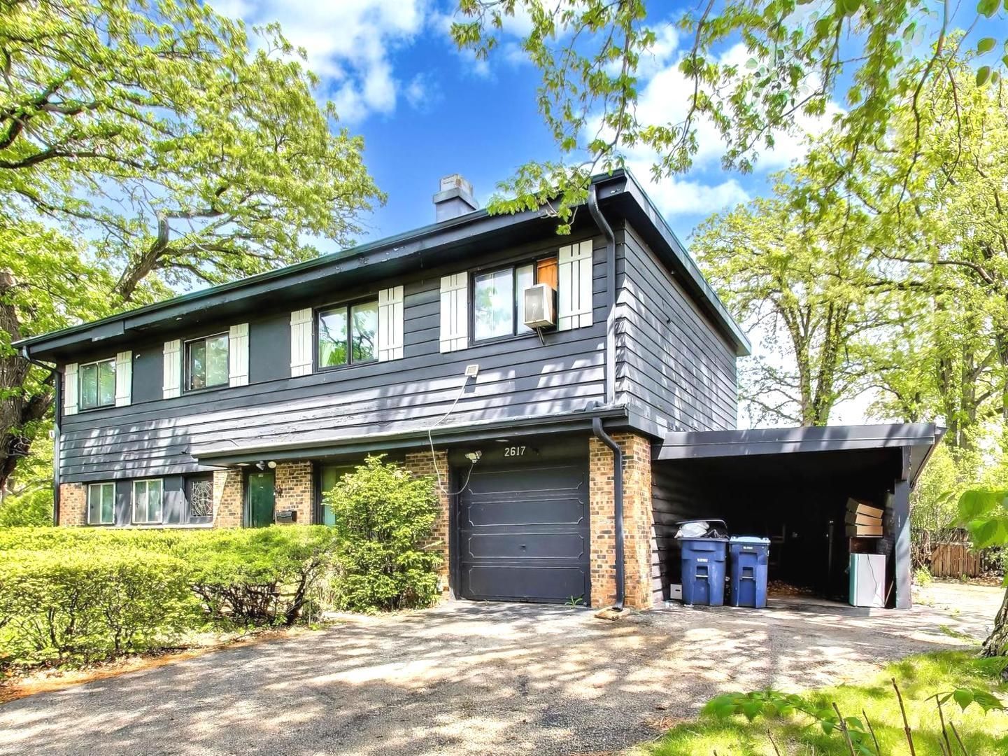 2617 Summit Avenue — Highland Park, IL 60035