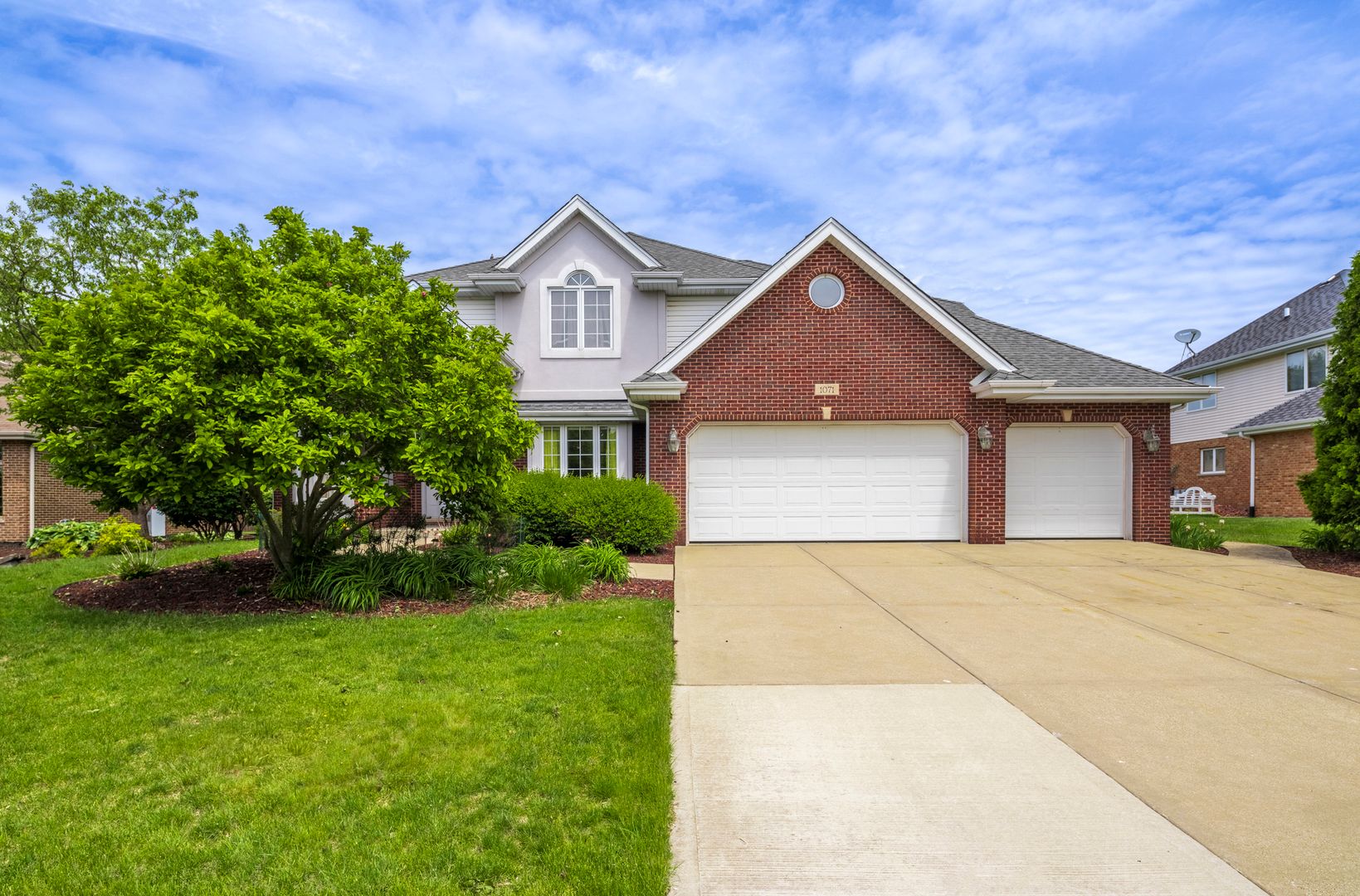 1071 Yamma Ridge — New Lenox, IL 60451