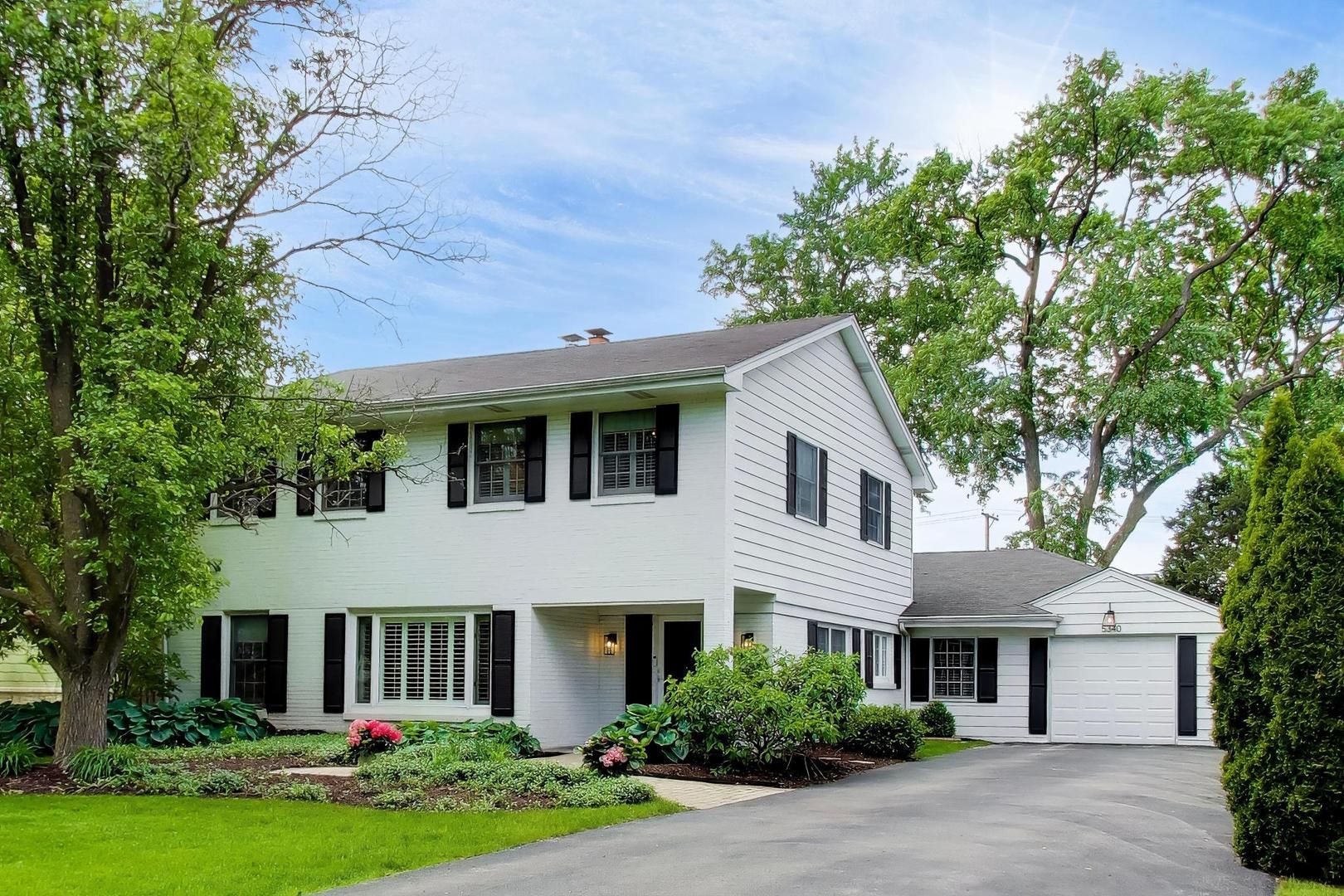 5340 Wolf Road — Western Springs, IL 60558