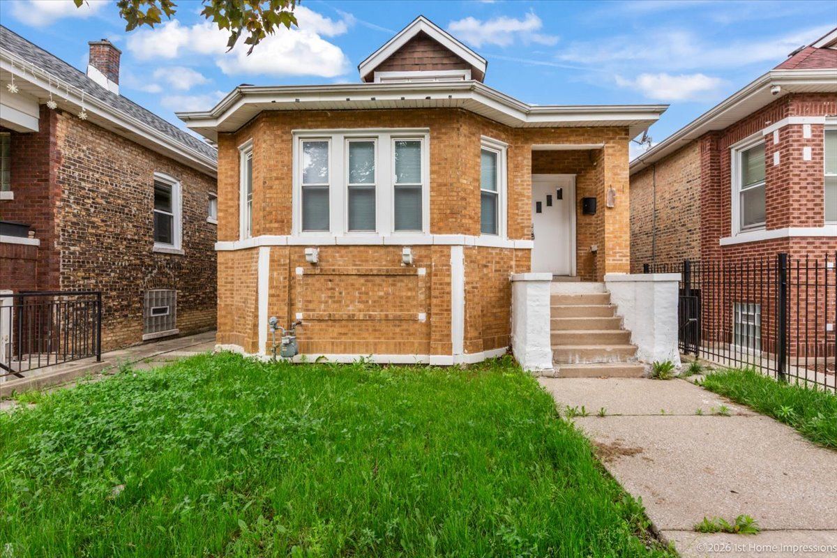 6228 S Fairfield Avenue — Chicago, IL 60629