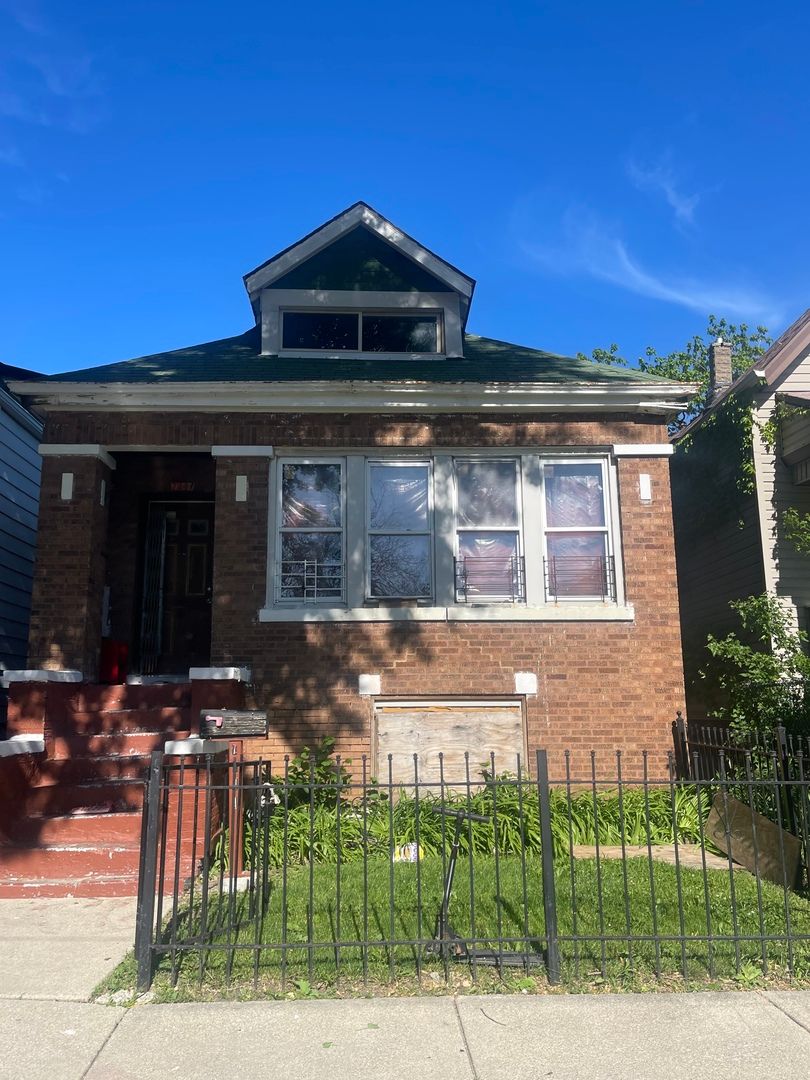 7241 S Carpenter Street — Chicago, IL 60621