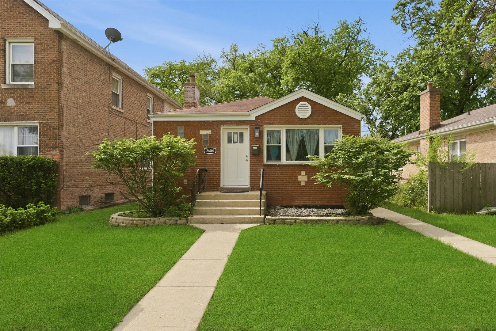 3604 Wilcox Avenue — Bellwood, IL 60104