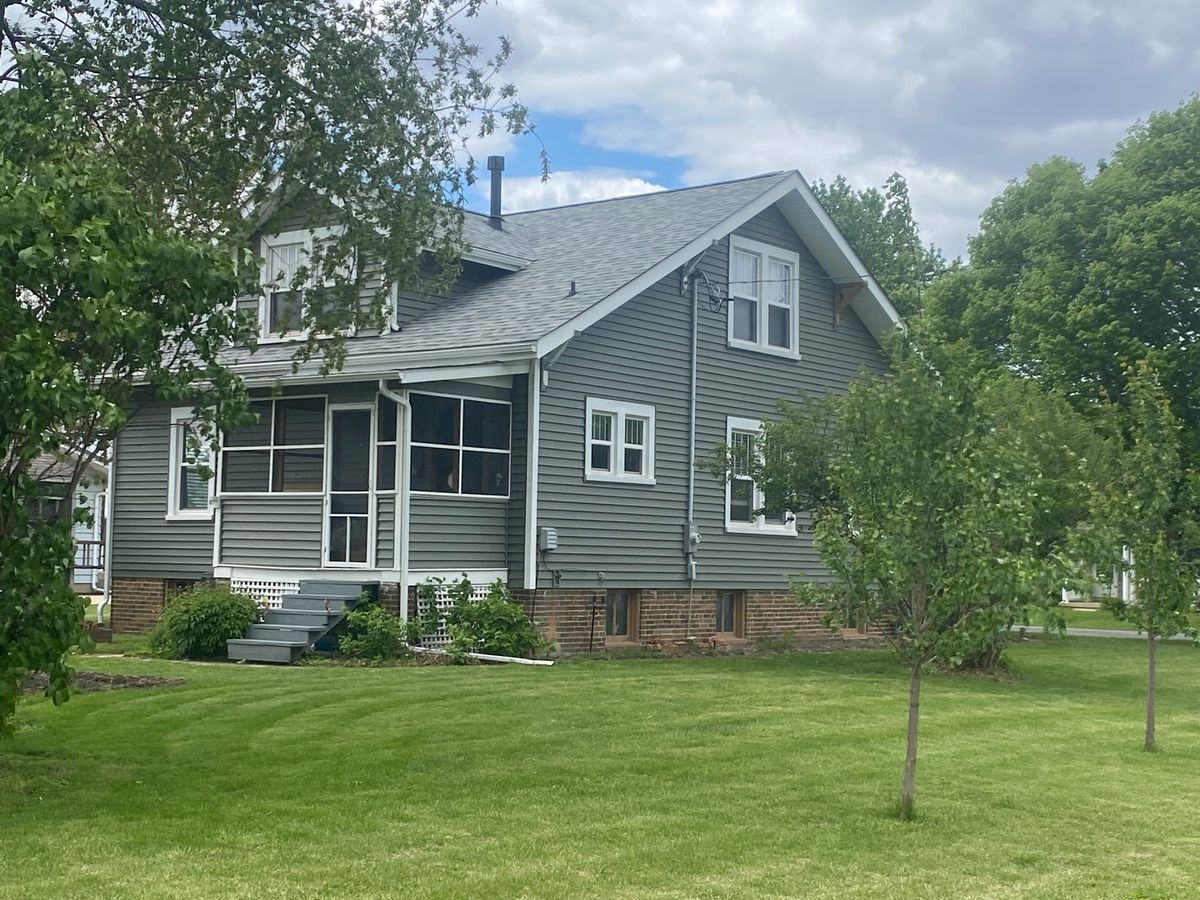 109 Washington Street, Benson, IL 61516