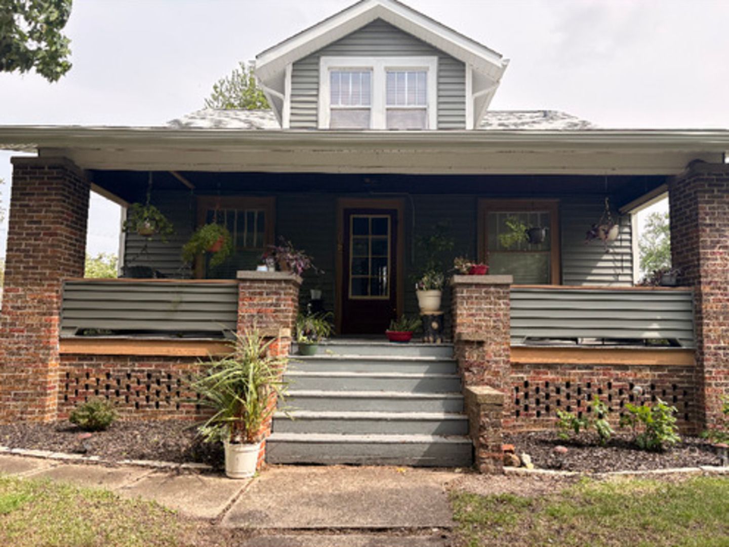 109 Washington Street — Benson, IL 61516