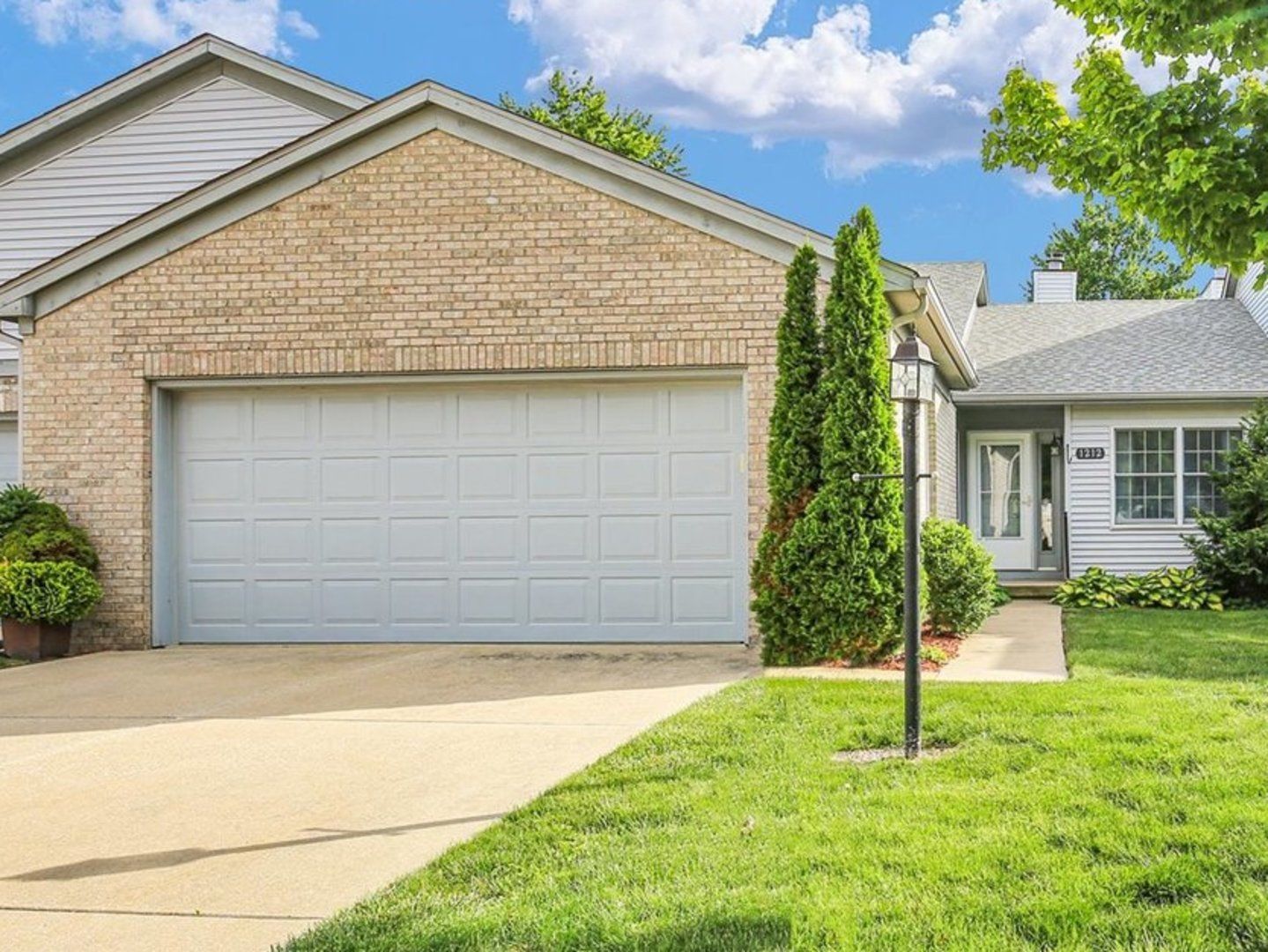 1212 Quail Run Drive #0 — Savoy, IL 61874