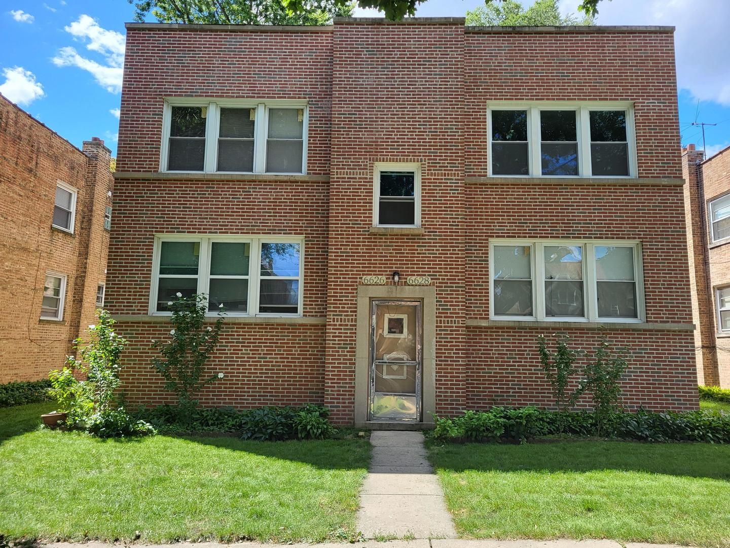 6626-6628 N Seeley Avenue — Chicago, IL 60645