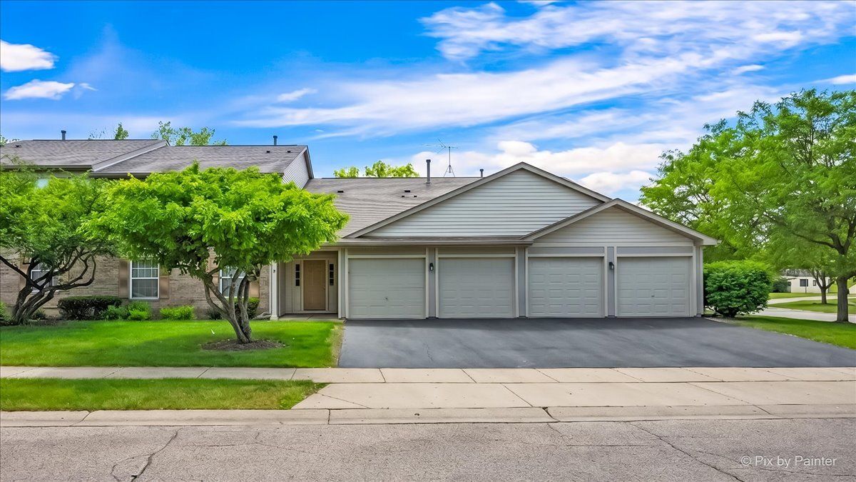 1101 Yorkshire Court #D — Elgin, IL 60120