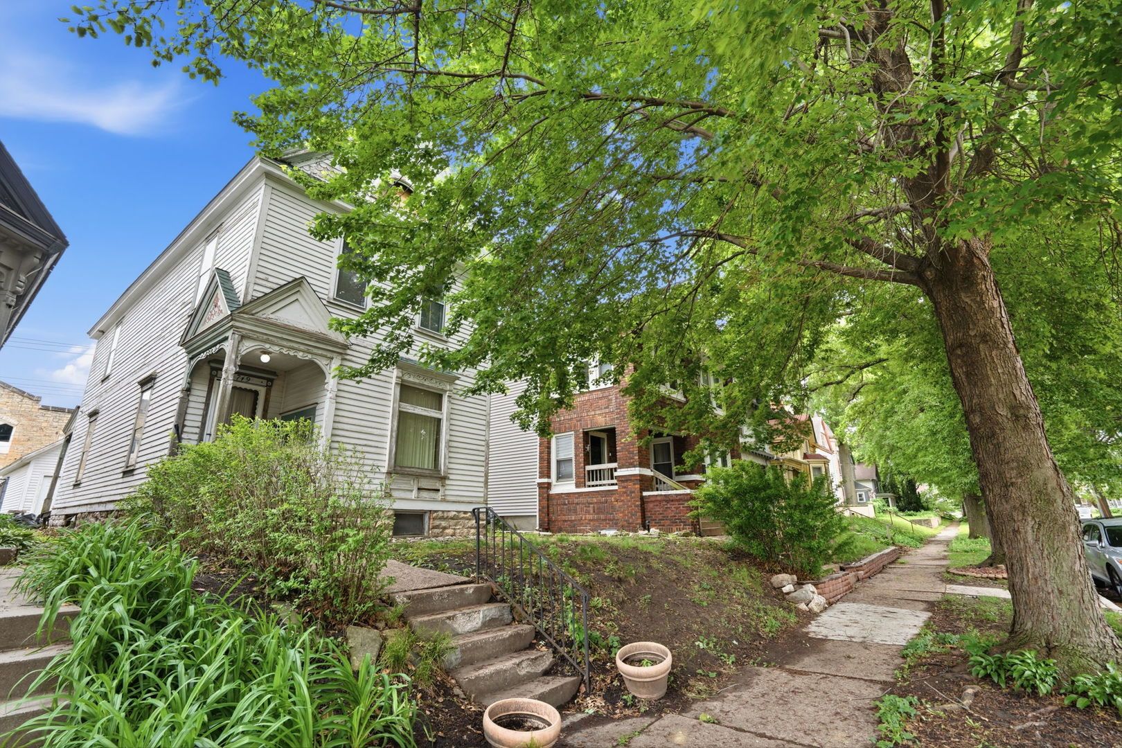 719 22nd Street — Rock Island, IL 61201