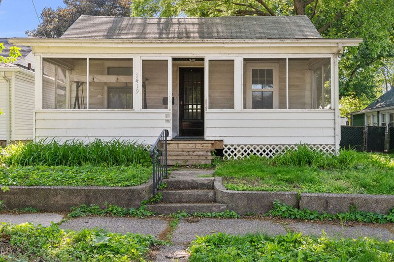 1419 17th Street — Moline, IL 61265