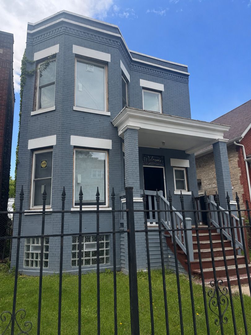 7324 S Blackstone Avenue — Chicago, IL 60619