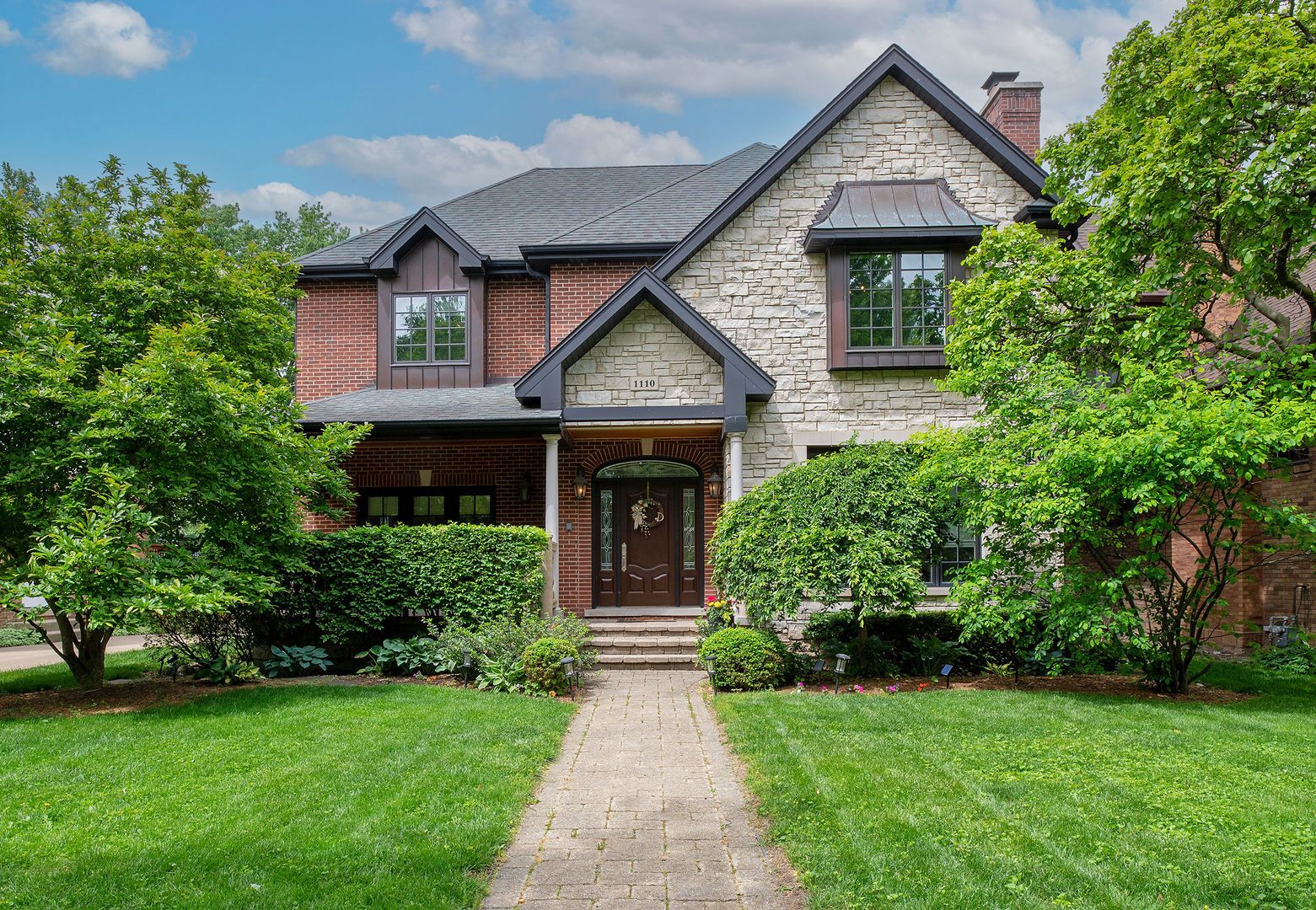 1110 S WASHINGTON Avenue — Park Ridge, IL 60068