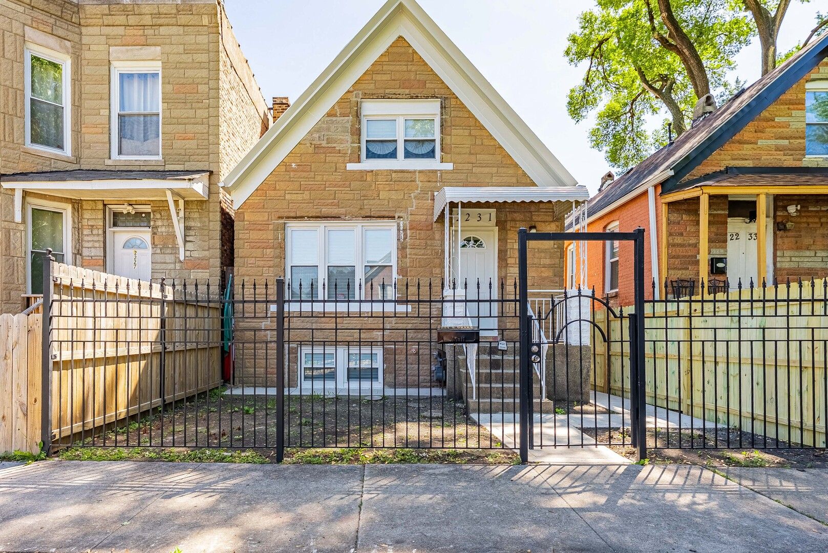 2231 S Drake Avenue — Chicago, IL 60623