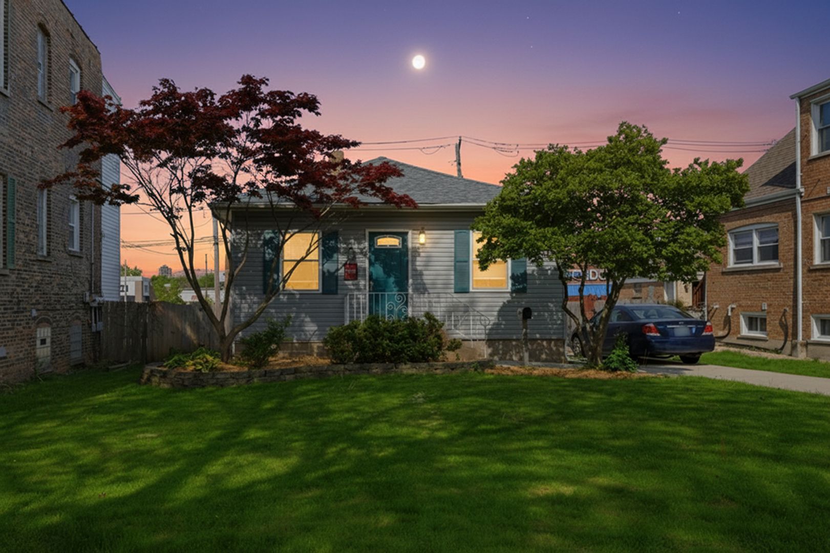 9526 S Claremont Avenue — Chicago, IL 60643