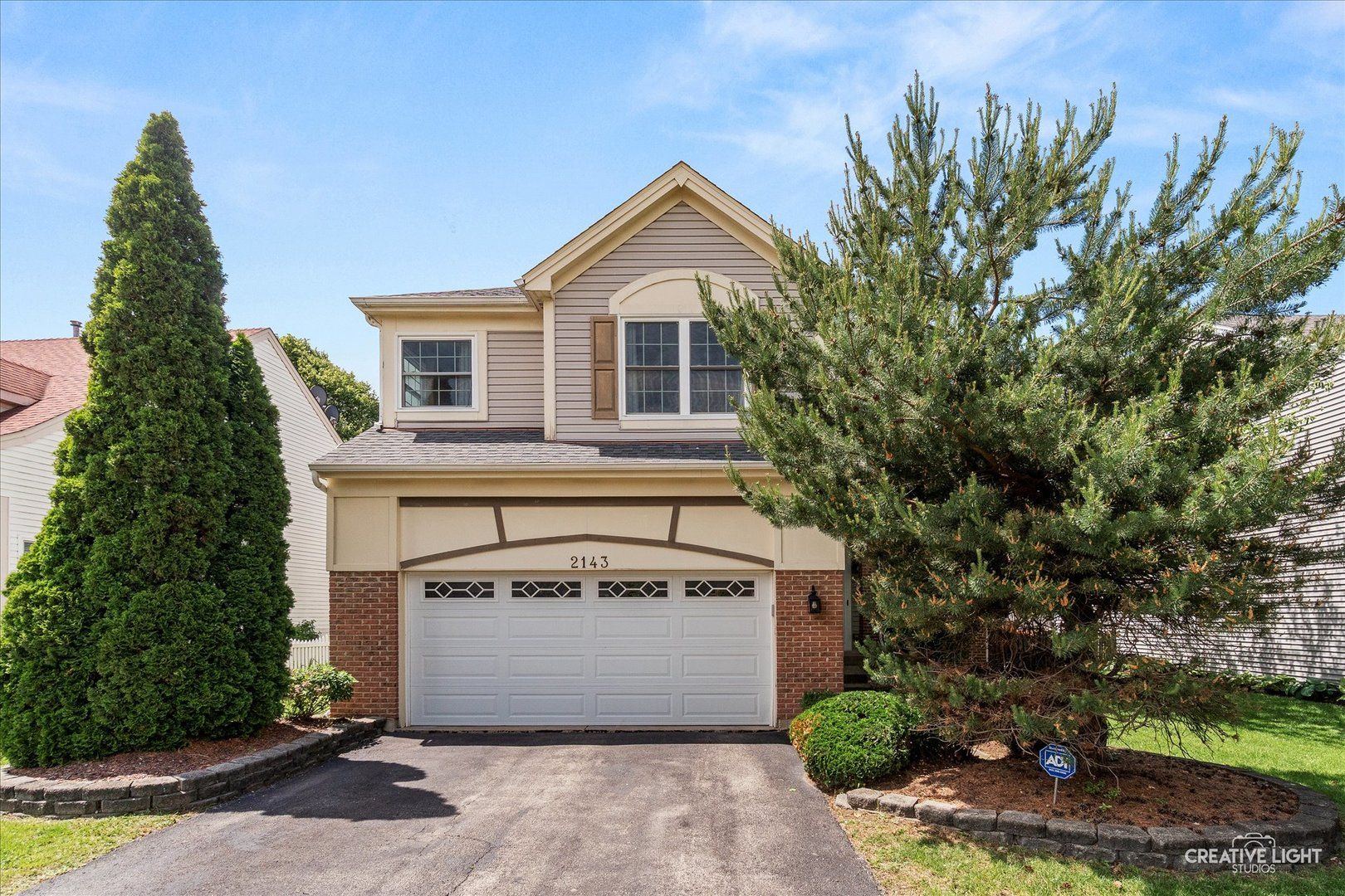 2143 Periwinkle Lane — Naperville, IL 60540