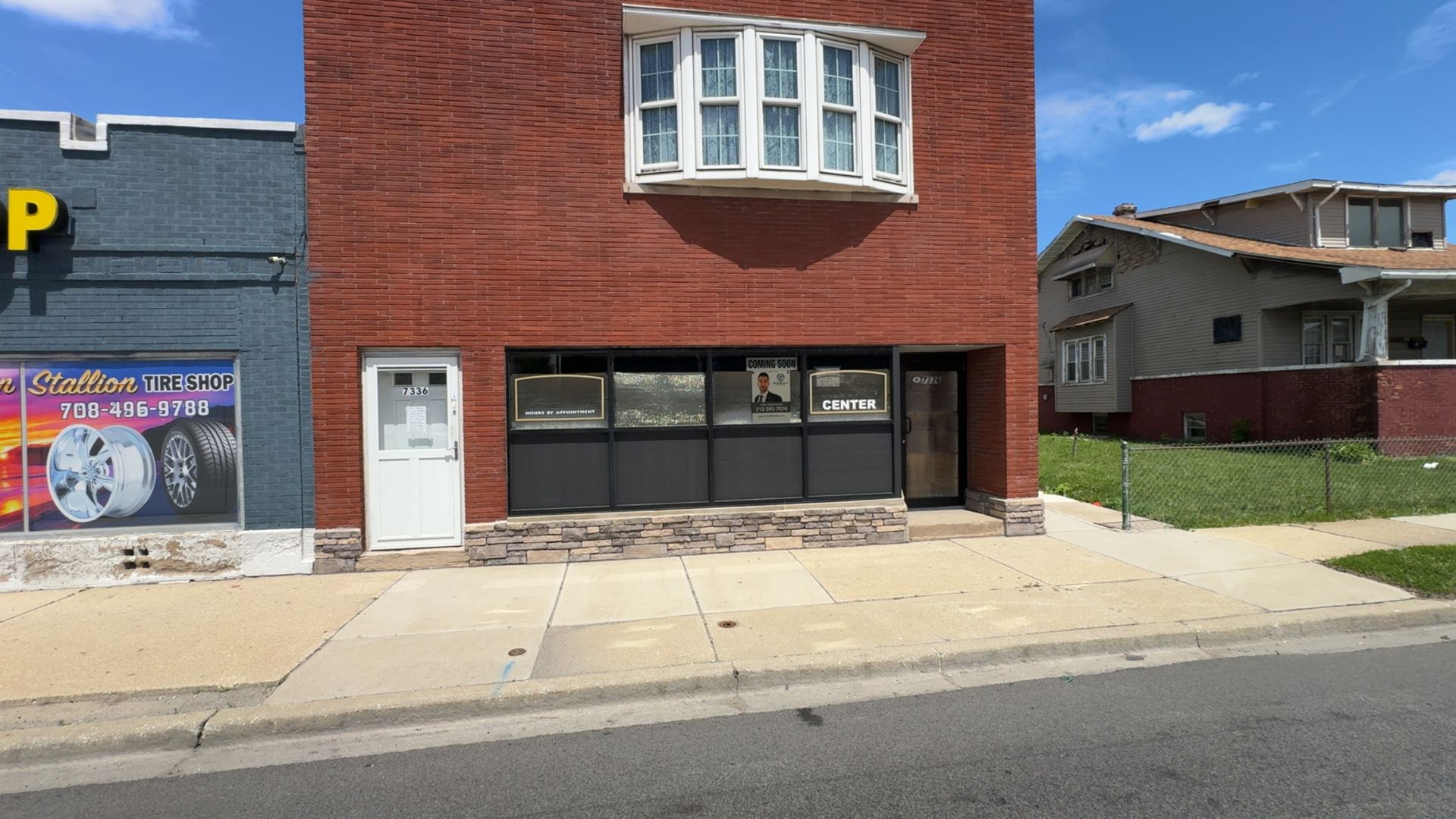 7336 W Archer Avenue — Summit, IL 60501