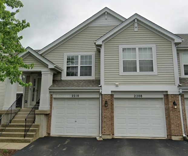 2210 Scott Lane — Aurora, IL 60502
