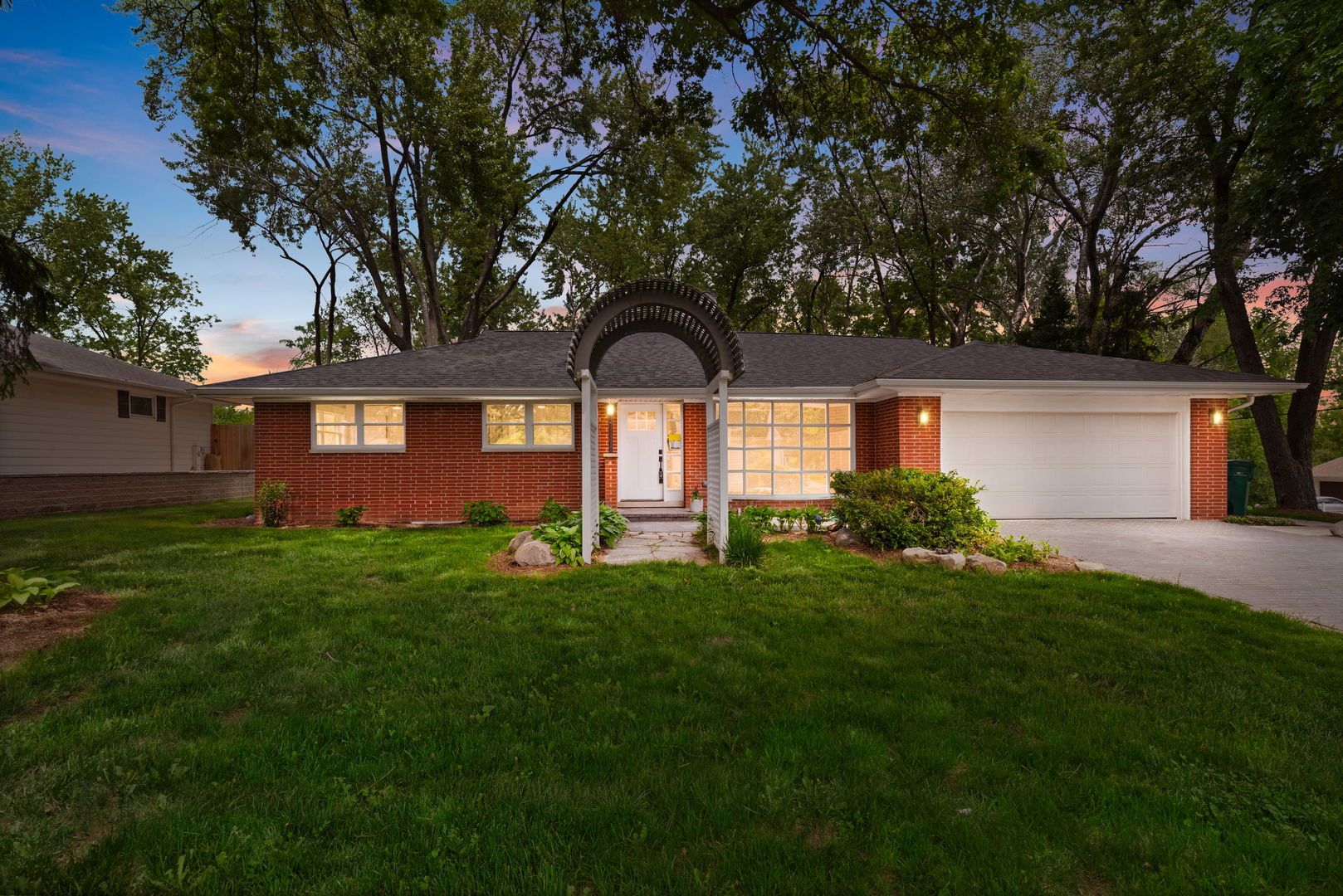 1010 W Elm Street — Palatine, IL 60067