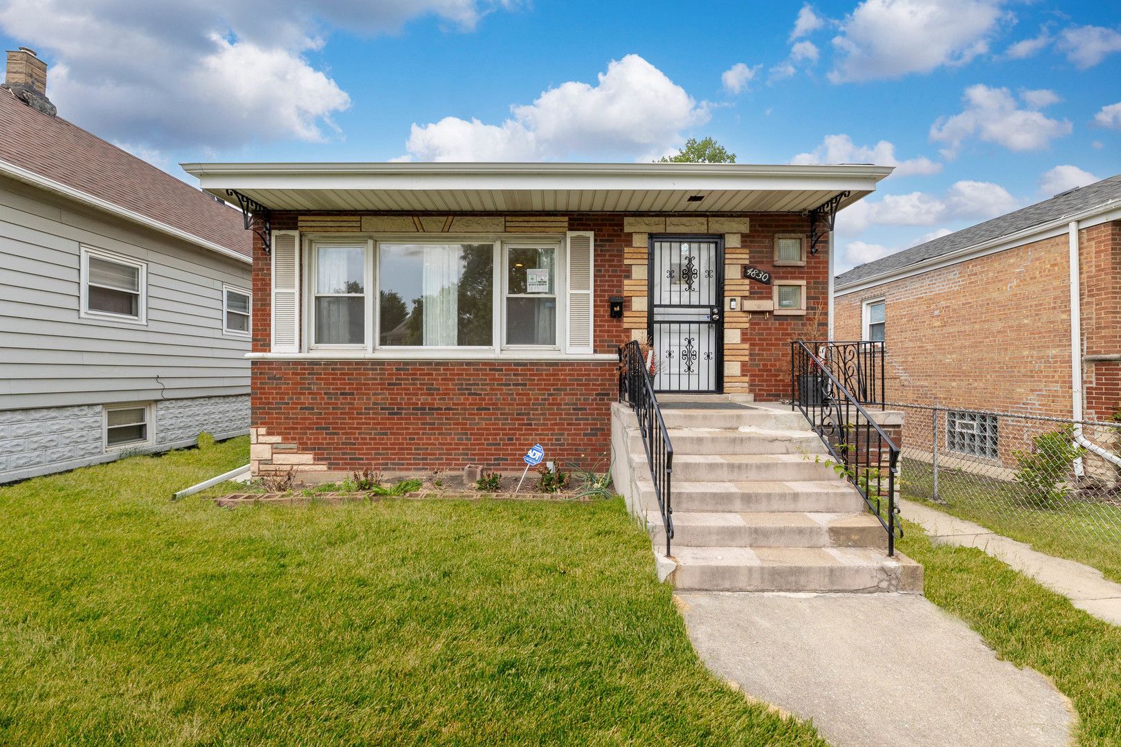 4830 S Ridgeway Avenue — Chicago, IL 60632