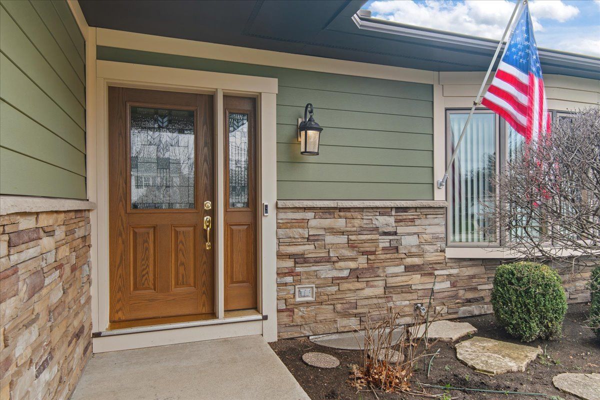 1123 Breckenridge Avenue — Lake Forest, IL 60045