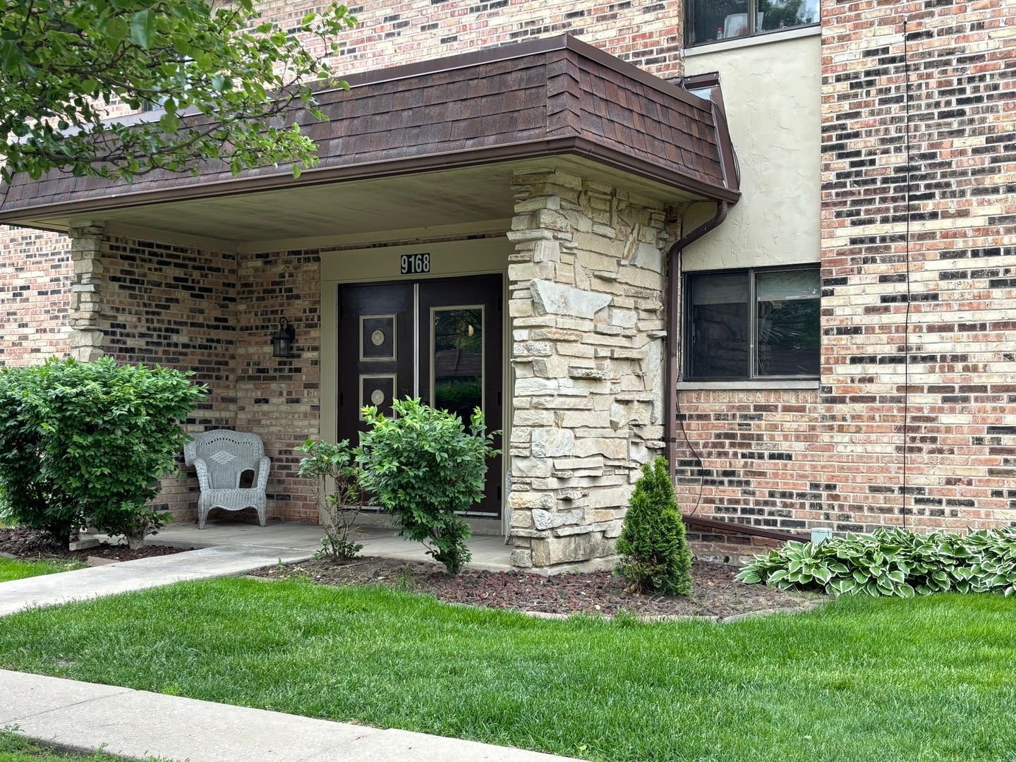 9168 South Road #A — Palos Hills, IL 60465