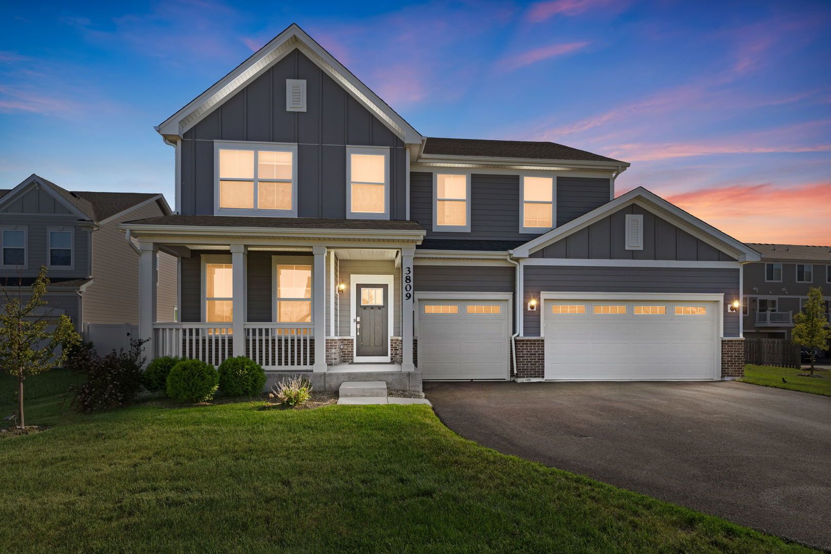 3809 Currant Lane — Elgin, IL 60124