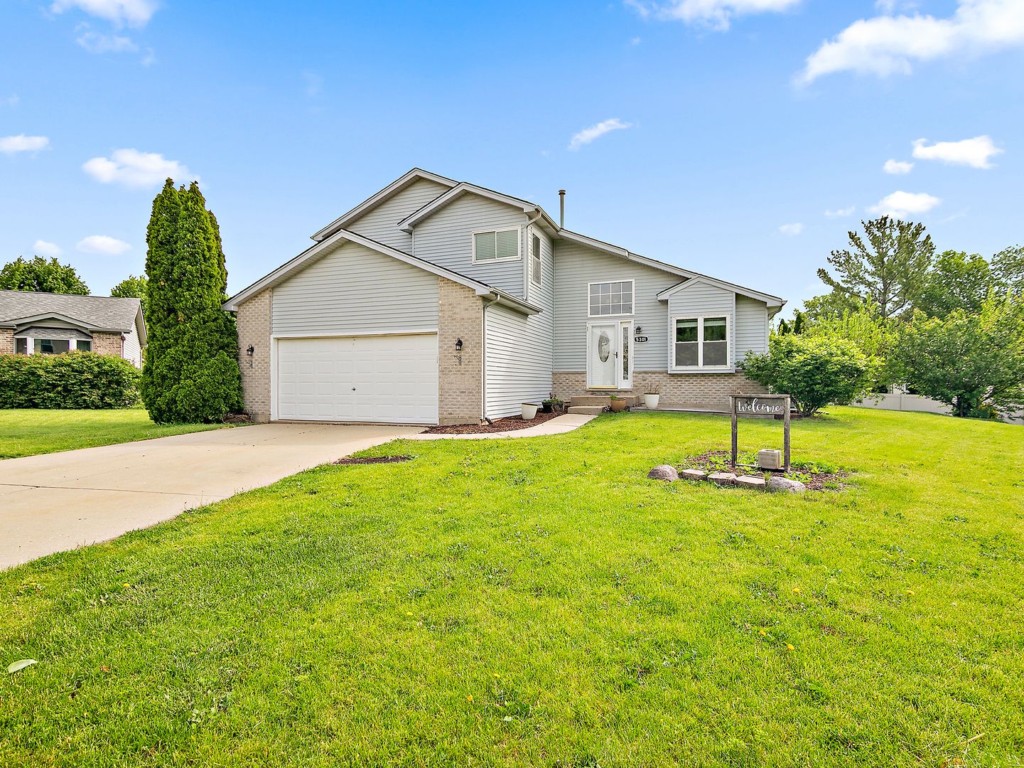 5301 Whisper Meadow Court — Plainfield, IL 60586