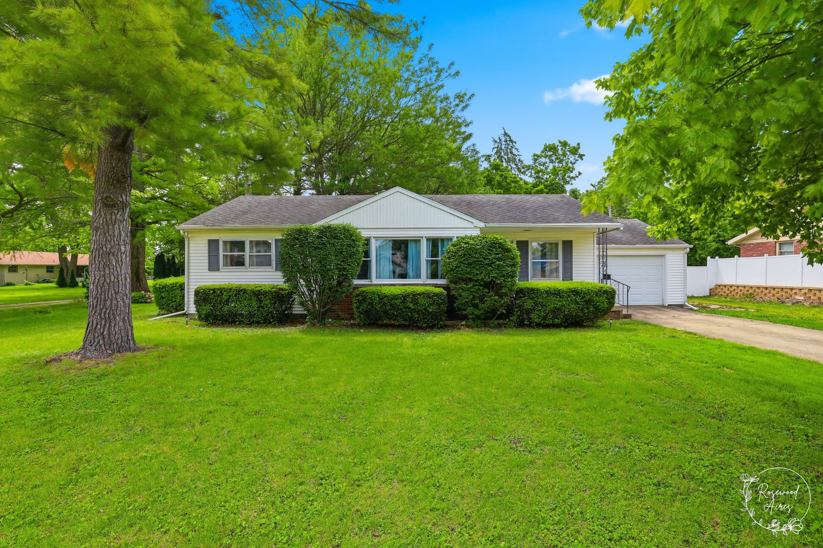 602 E 2nd Street — Gilman, IL 60938