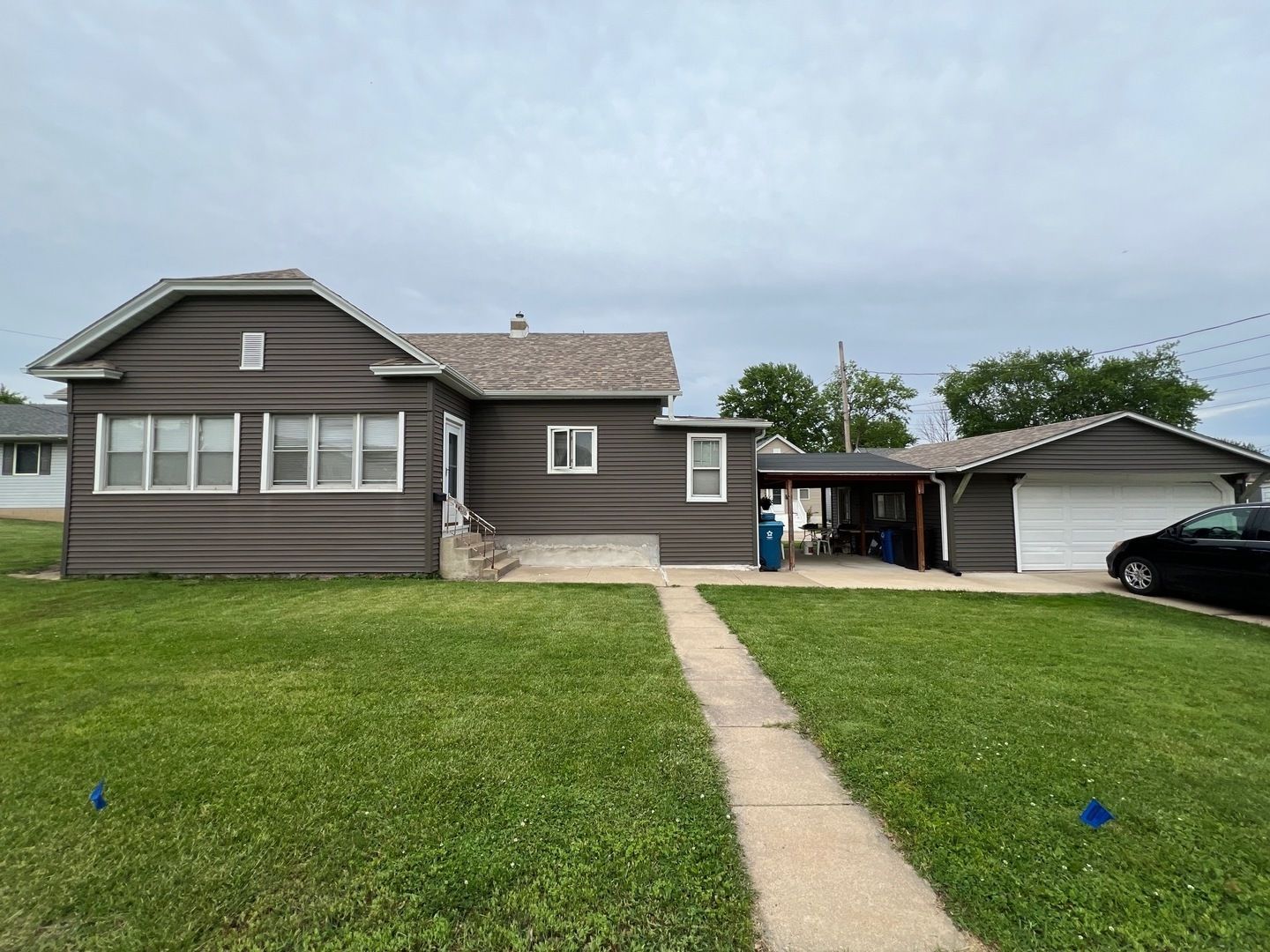 1416 Prospect Avenue — Peru, IL 61354