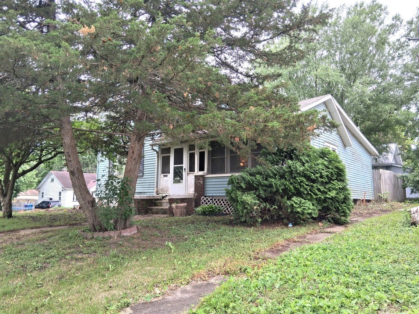 323 S Vine Street — Kewanee, IL 61443
