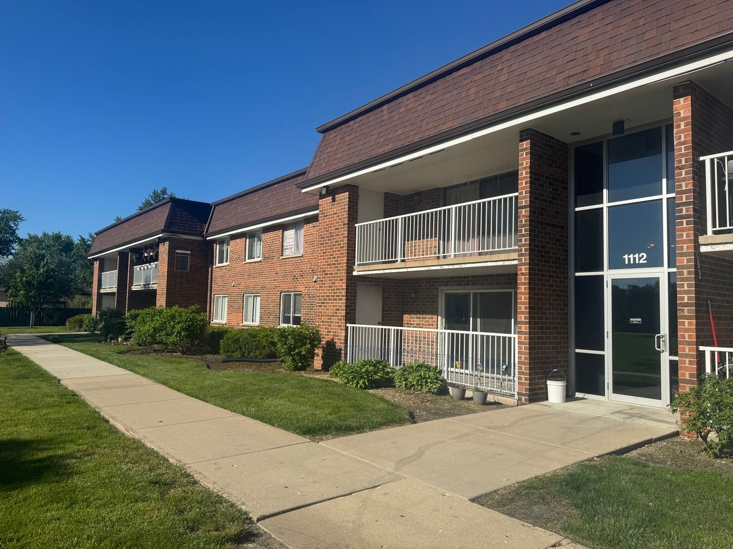 1112 Westover Lane #1B — Schaumburg, IL 60193