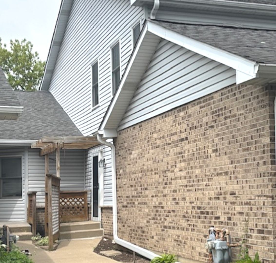 229 Wethington Drive — Wauconda, IL 60084